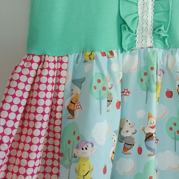 Momi boutique size 12 patterned dress - Picture 3 of 5